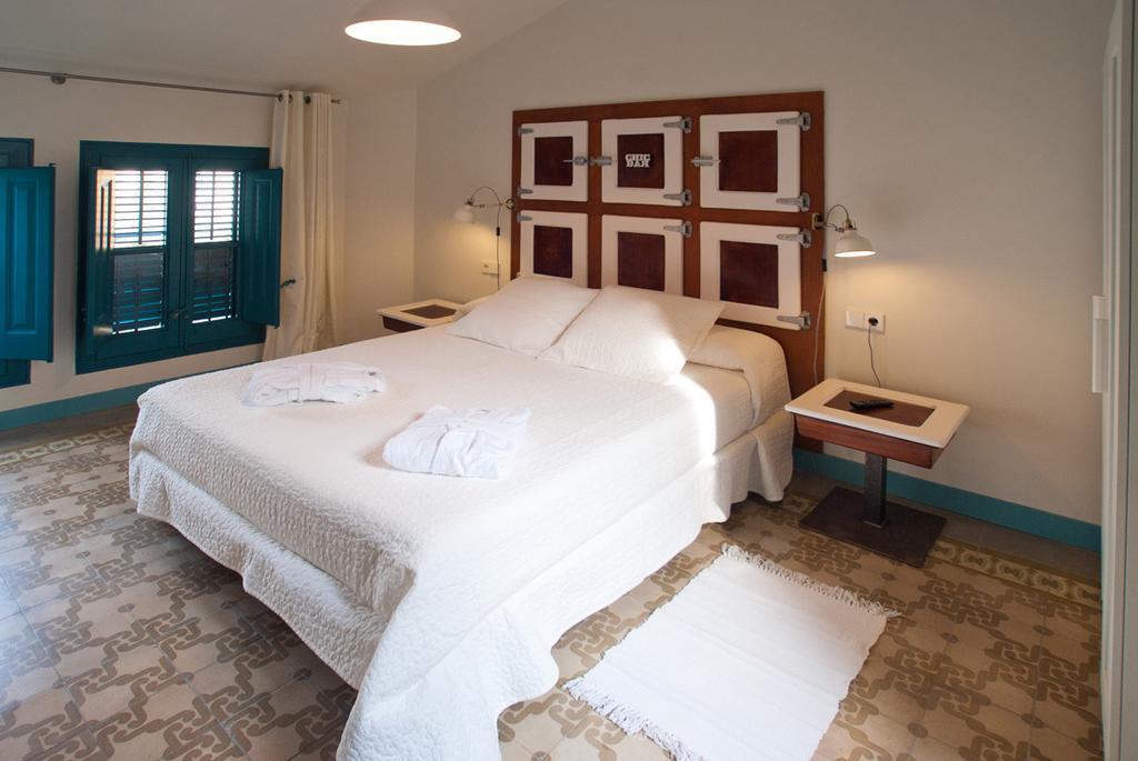 Bed & Breakfast Chic